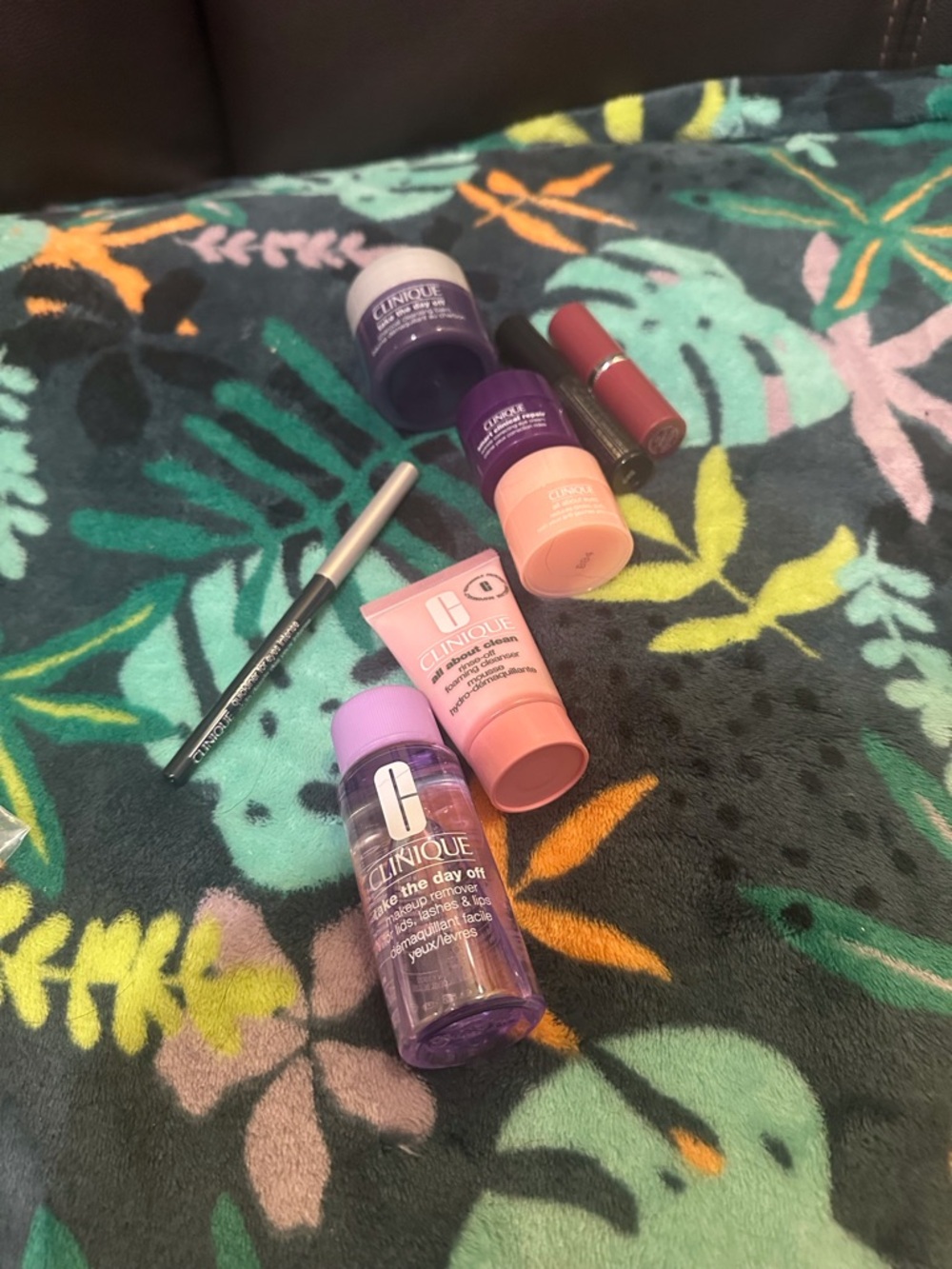 Clinique skincare makeup beauty bundle lot NEW SEPHORA ULTA NORDSTROM - Picture 2 of 12